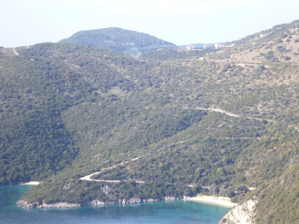 Lichnos Babis Taverna & Rooms Parga Esterno foto