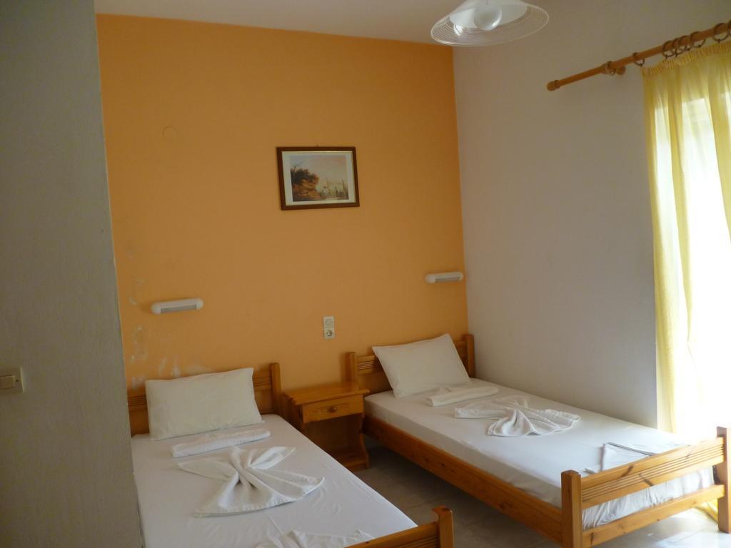 Lichnos Babis Taverna & Rooms Parga Esterno foto