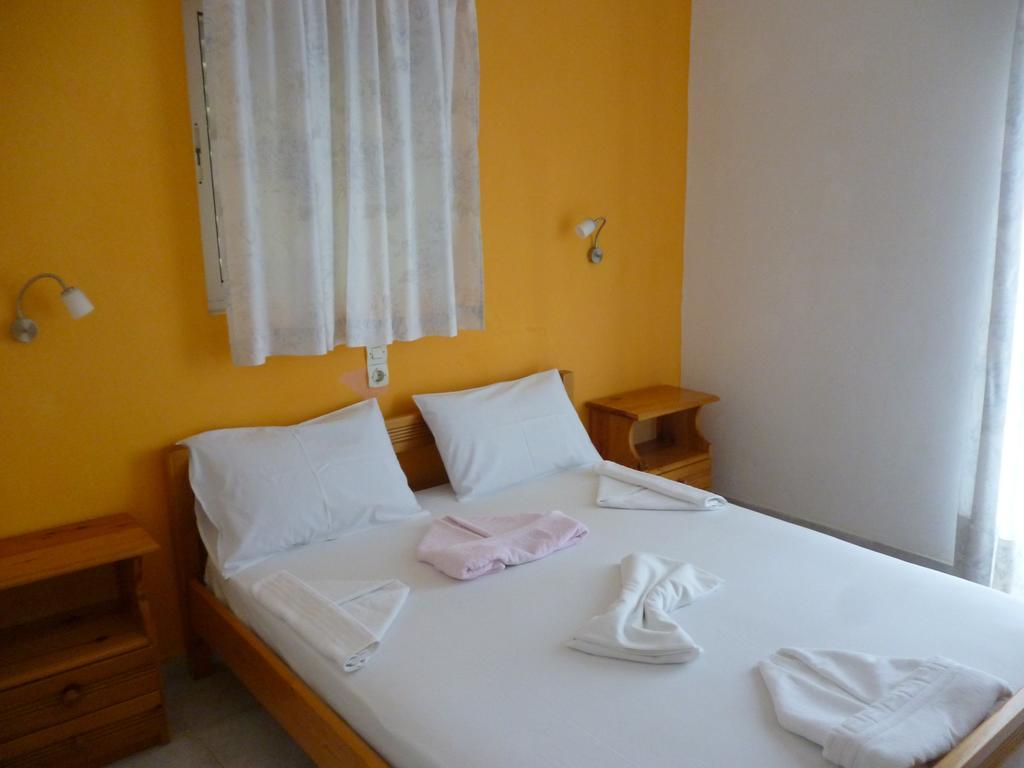 Lichnos Babis Taverna & Rooms Parga Esterno foto